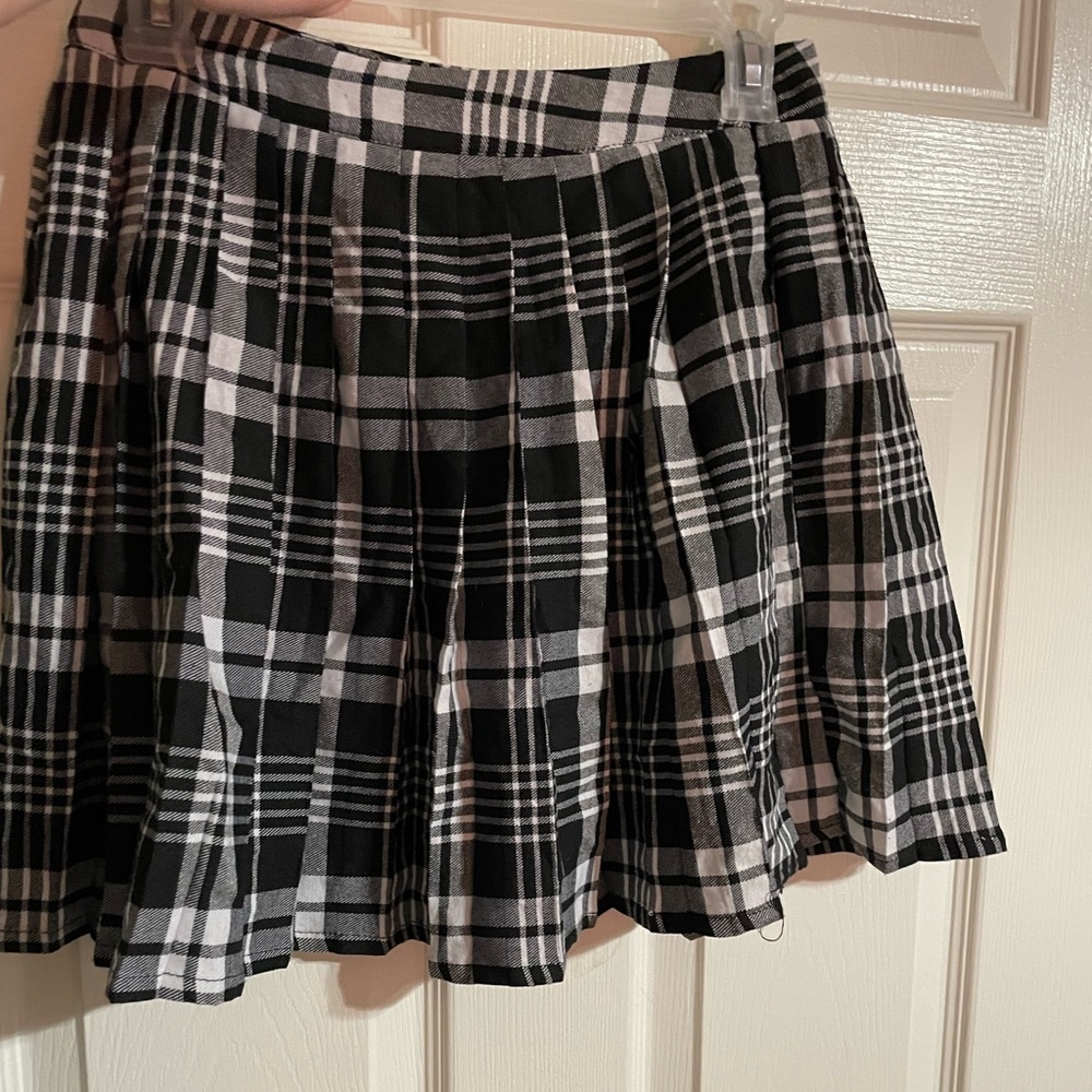 Pretty little things pleaded skirt